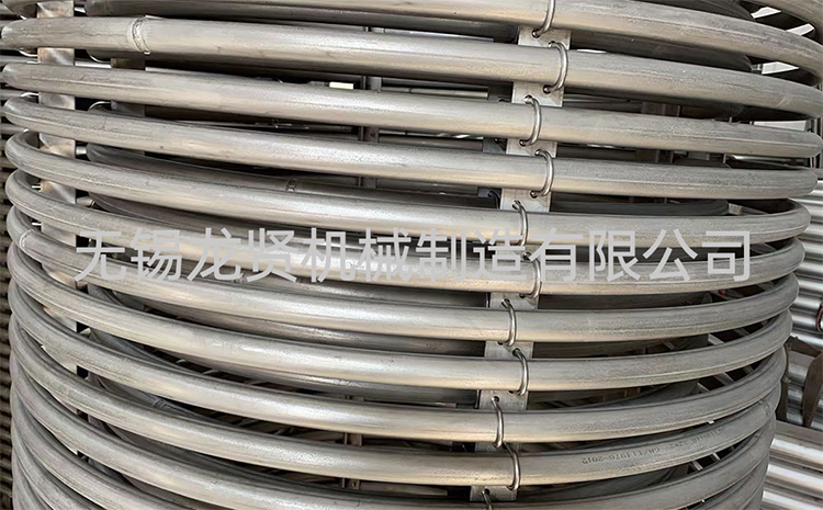 焊接不銹鋼盤管時，如何避免出現(xiàn)氣孔和裂紋？